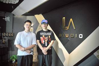 白客 · LA Studio录制现场